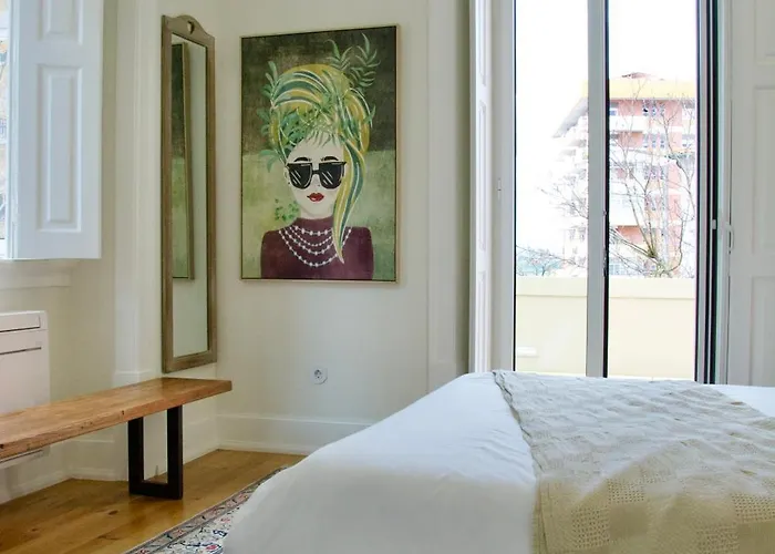 לינה וארוחת בוקר Julieta 4*